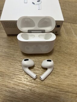 Apple airpods 3 - 4