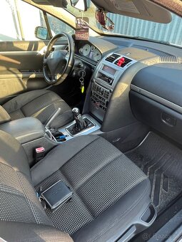 Peugeot 407 - 4