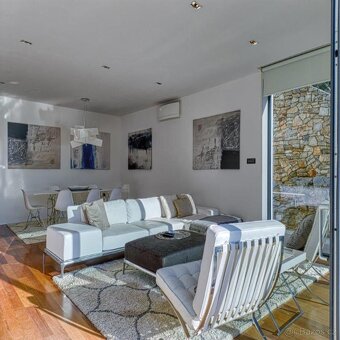 Luxusní vila na prodej – Korčula | 1. řada u moře | 4 ložnic - 4