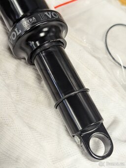 tlumič Fox DPX2 Trunnion 205 x 57,5-65 mm po repasi - 4