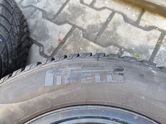Zimní 185/65/15, disky 5 x 100 Fabia - 4