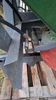 Rozmetadlo průmyslových hnojiv - 4