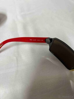 Sluneční brýle Ferrari - 4