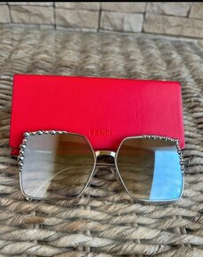 Fendi velké stříbrné sluneční brýle - 4