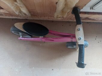 dřevěné odrážedlo 2 v 1 mini - 4