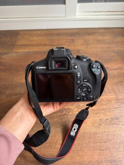 Prodám Canon EOS 2000D + objektiv 18-55mm – skvělý stav - 4