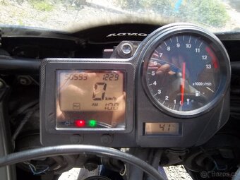 Honda CBR 900 RR - 4