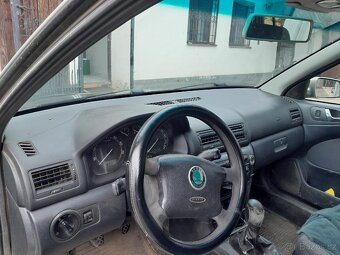Škoda Octavia 1.6 MPI ČR - 4