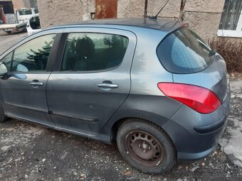 Peugeot 308 1.4 - 4