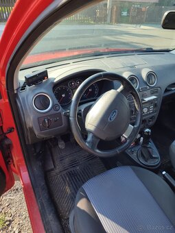 Ford Fusion - 4