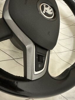Octavia 3 volant + airbag - 4