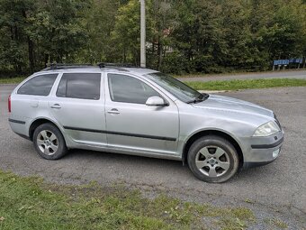 Škoda Octavia II Combi 1.9 TDI 74 kW 4×4 – pracant - 4