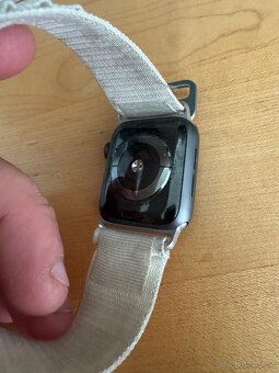 Apple watch 4. generace 40mm - 4