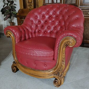 Kožená, Chesterfield křesla v barokním stylu. TOP - 4