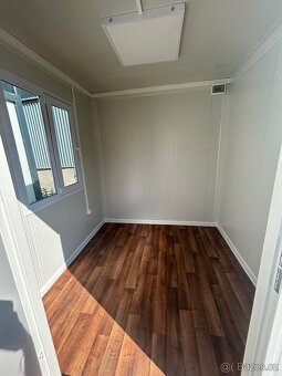 Obytný kontejner o rozměru 2,4x2,4 m - 4