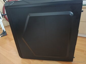 Stolní počítač Evolveo - 4