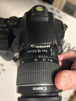 Prodám zrcadlovku Canon EOS250D + příslušenství - 4