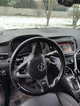 Opel Zafira 2.0 cdti 96kw - 4