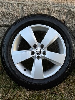 Zimni alu kola skoda scala 195/60 r16 - 4
