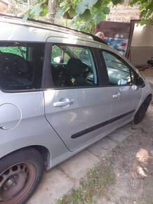 Peugeot 308 SW 1.6HDI - Náhradní díly - 4