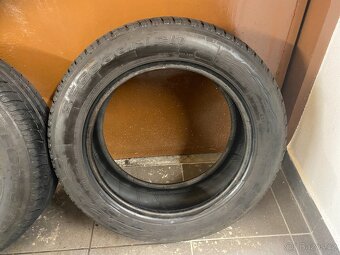 Prodám gumy 185/60/15 - 4