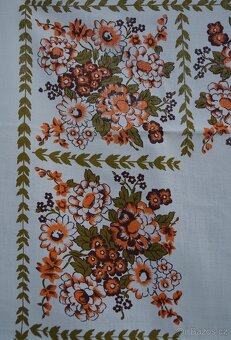 Retro ubrus květinový - 4