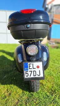 Elektroskútr e-scooter E.F.O EV 4000 Golden Lion retro Vespa - 4