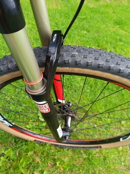 Zapletená karbonová kola MAVIC CROSSMAX - 4