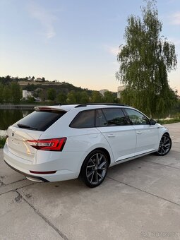 Škoda Superb Sport Line 2018 rok 2.0 tdi - 4
