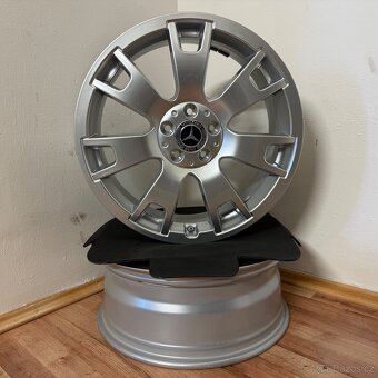 KRÁSNÁ MERCEDES GLK / C 5x112 R19 ET47 66,6mm+TPMS - 4