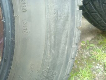 Pneu 215/65/16 - 4