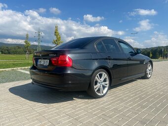 BMW 320D E90 LCI - 4