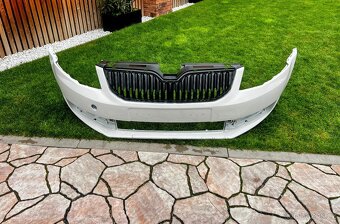 NOVÝ PŘEDNÍ NÁRAZNÍK / ŠKODA OCTAVIA 3 / BÍLÁ - 4