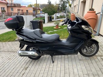 Suzuki Burgman AN400 - 4