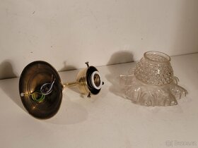mosazná lampa, lampička, dobové krajkové stínidlo - 4