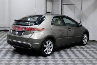 Honda Civic 1.8 i-VTEC 103 kW Sport - 4