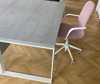 Kancelářský stůl - 4