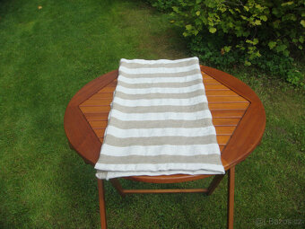 prodám 2x starou pevnou pruhovou látku kus za 500kč - 4