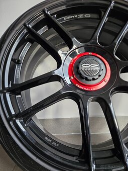 OZ Indy HLT _ 5x112 Letní 235/35/20 - 4