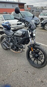 Ducati Scrambler Sixty2 - 4