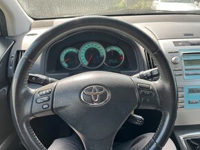 Toyota Corolla Verso 1.8i Team benzín 95kw - 4