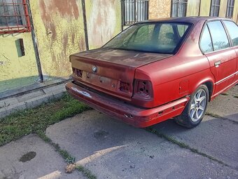 BMW E34 - 4