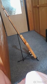 kytara Fender - 4