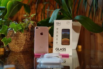 iPhone 7 32GB růžový (2) - 4