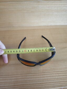 Prodám dětské/juniorské sluneční brýle Decathlon Tribord - 4