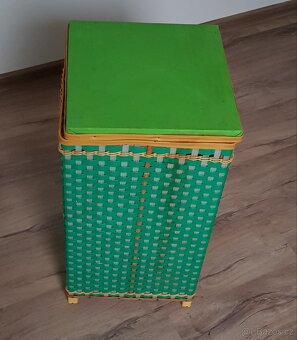 Prodám retro bužírkový koš na prádlo. - 4