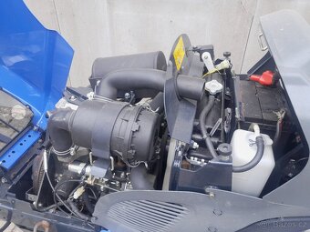 traktor ISEKI SXG 326 - 4