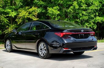 Toyota Avalon XLE Hybrid 2020 - 4