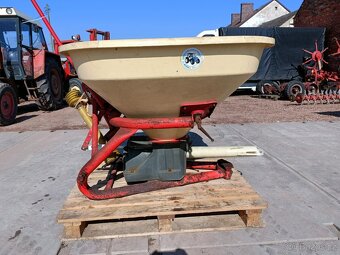 800L Rozmetadlo KVERNELAND VICON PS - perfektní pro sůl - 4