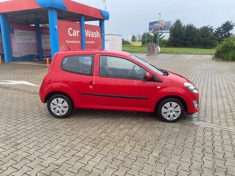 Renault Twingo 1.5 dci - 4